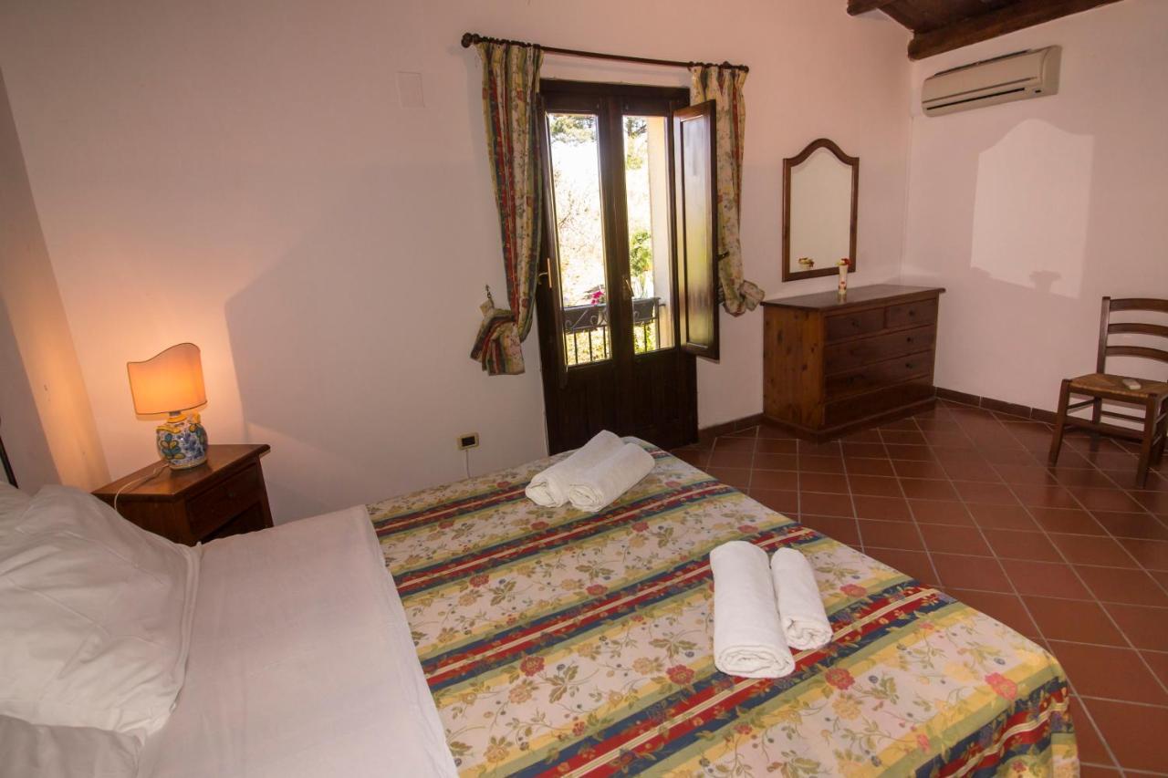 Agriturismo Tarantola Alcamo Exterior photo
