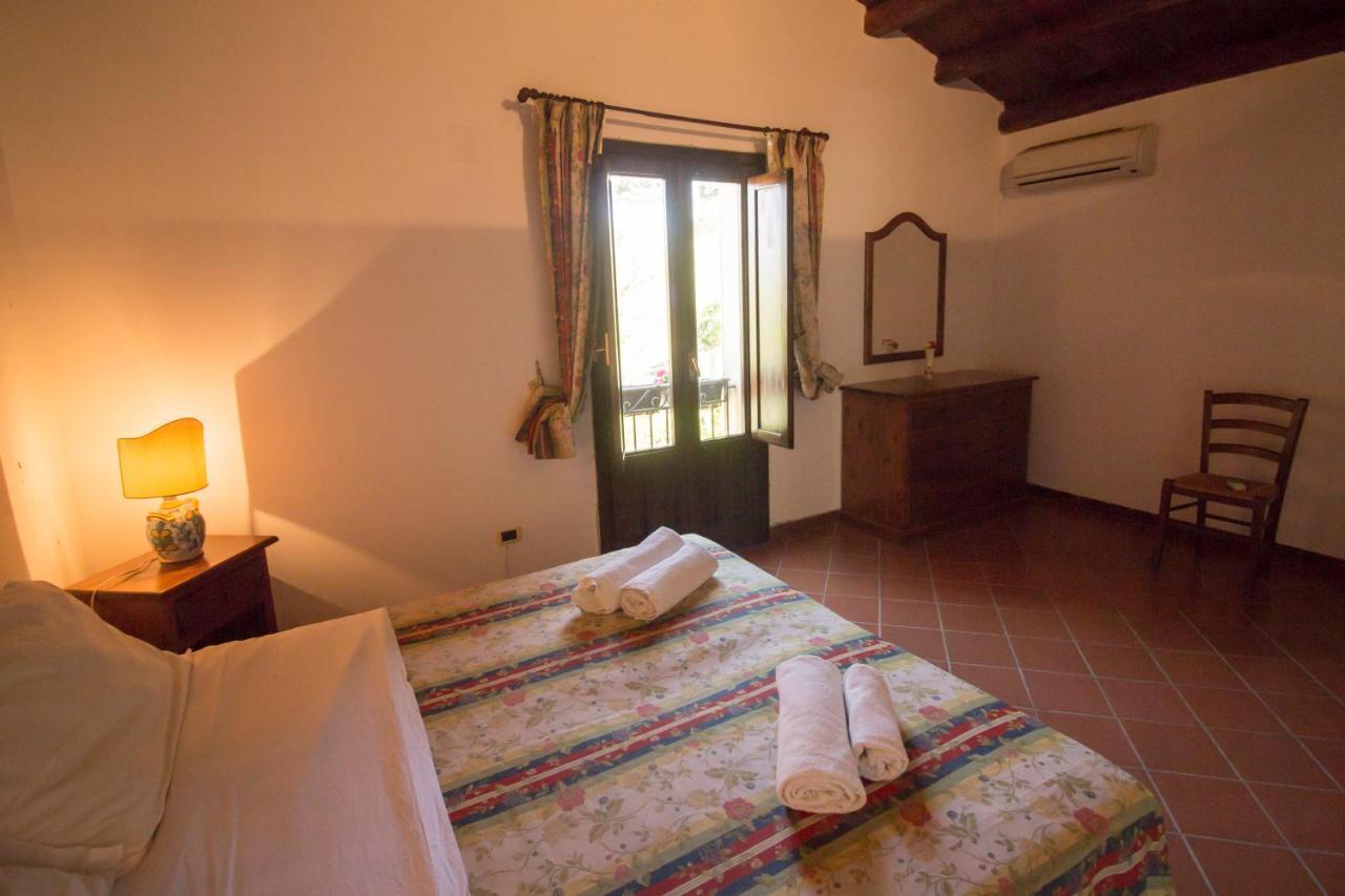 Agriturismo Tarantola Alcamo Exterior photo