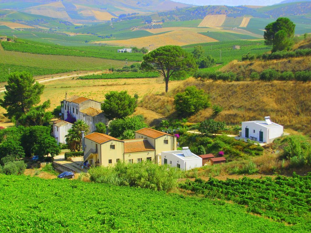 Agriturismo Tarantola Alcamo Exterior photo
